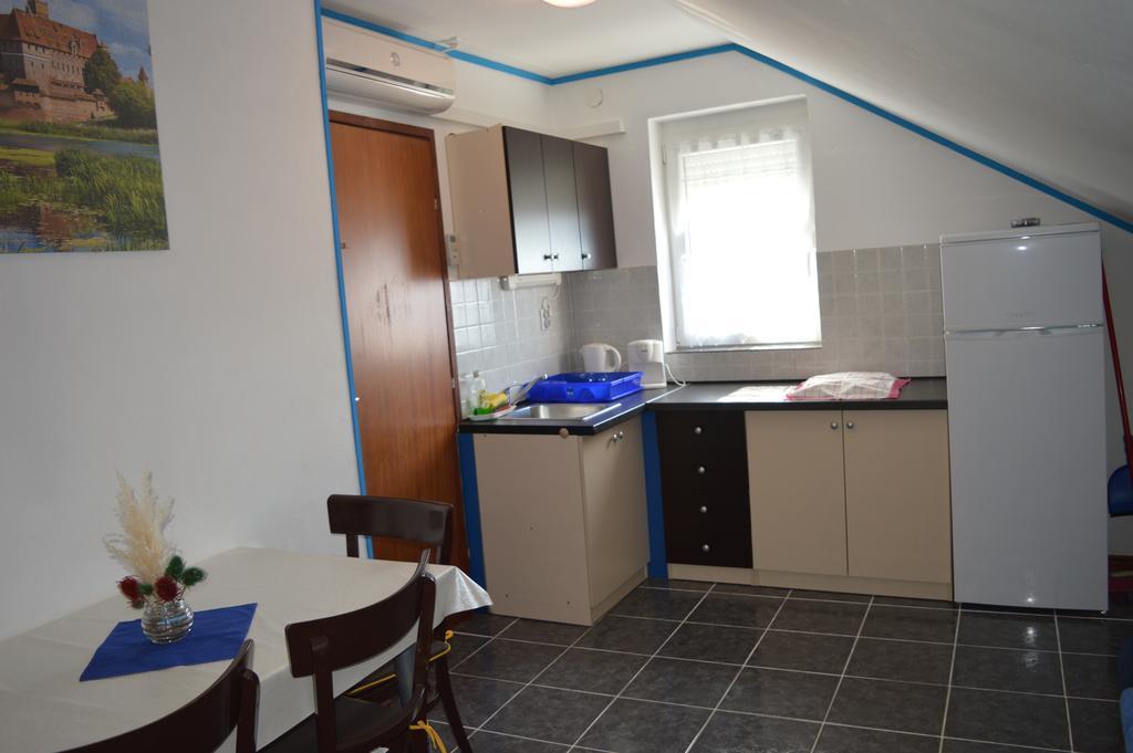 Apartments Malnar Novi Vinodolski Kamer foto