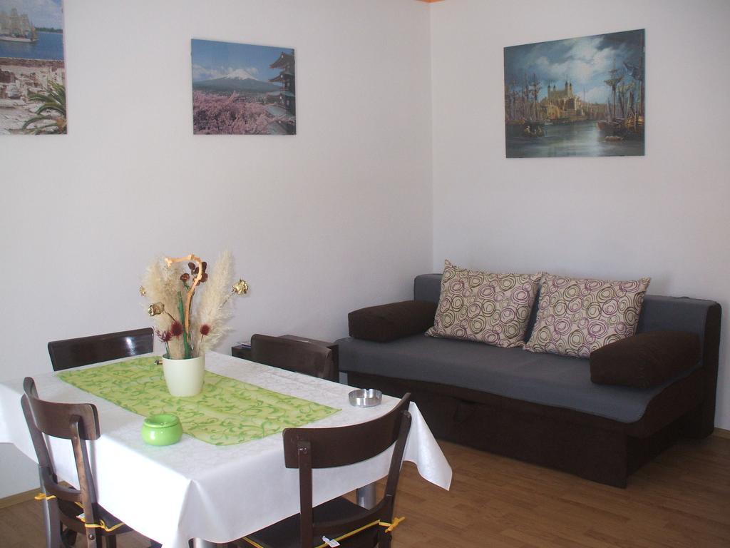 Apartments Malnar Novi Vinodolski Buitenkant foto