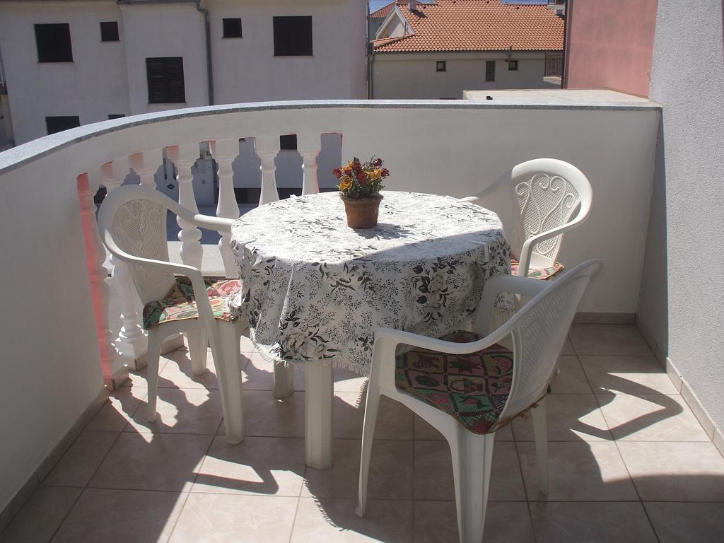 Apartments Malnar Novi Vinodolski Buitenkant foto